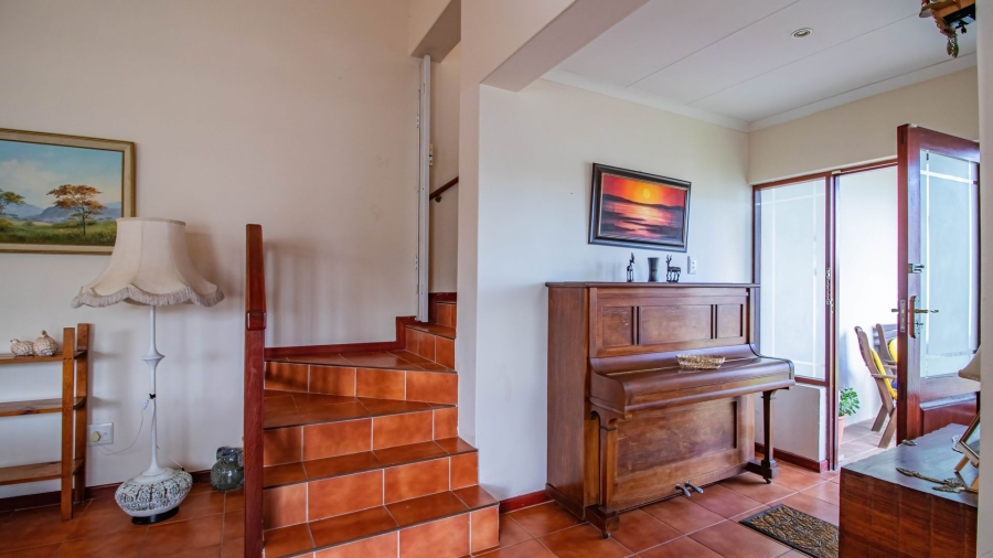 4 Bedroom Property for Sale in Selborne Eastern Cape